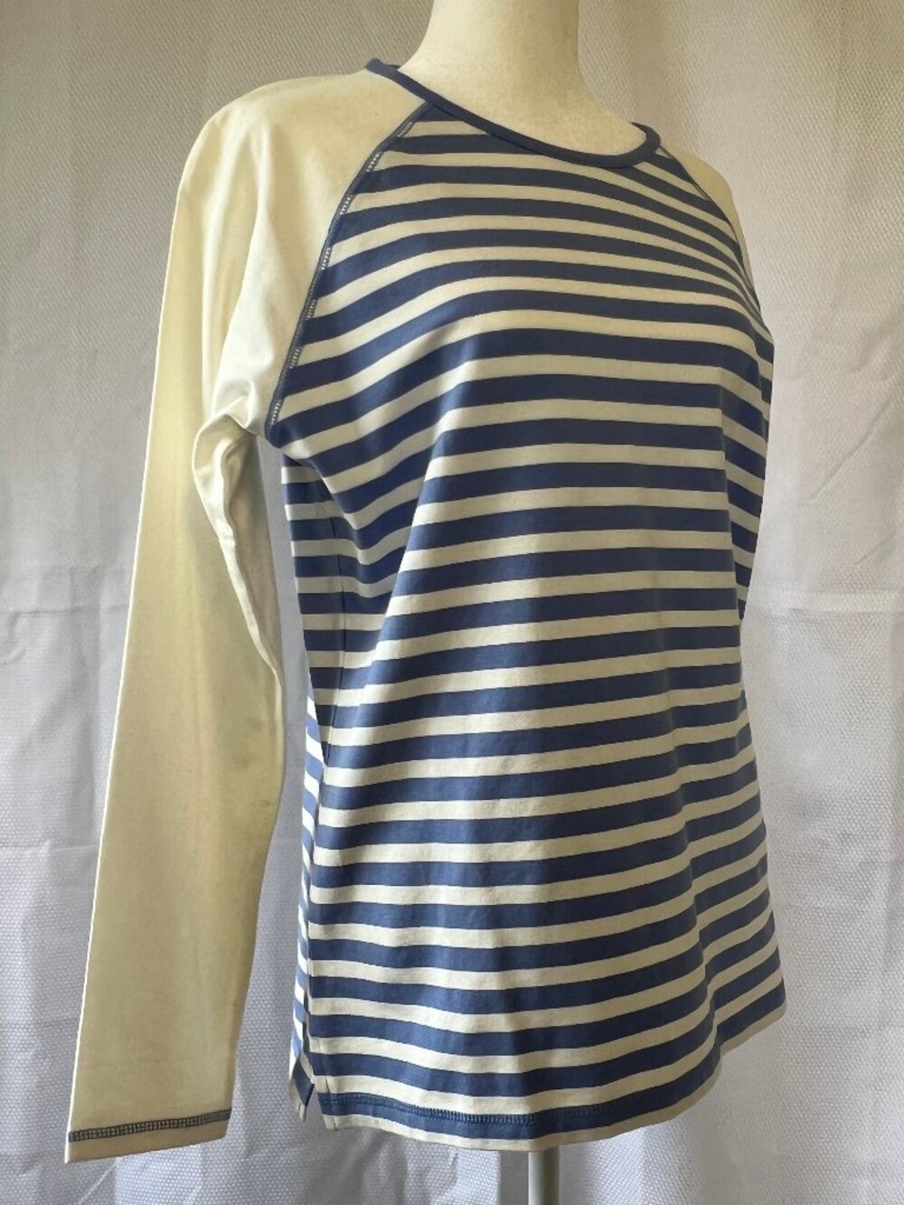 Liz Claiborne Liz & Co Blue & White Striped Shirt - Picture 8 of 14